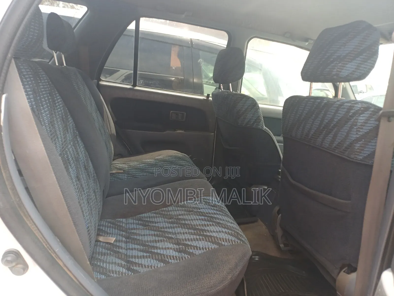 Toyota Hilux Surf 1998 White
