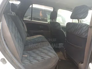 Toyota Hilux Surf 1998 White