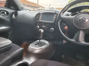Nissan Juke 2012 Green