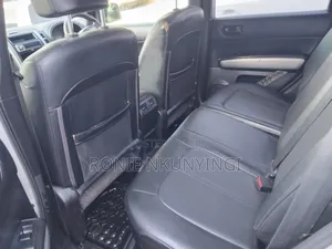 Nissan X-Trail 2010 Silver