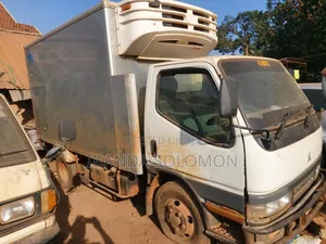Canter Boxbody Freezer