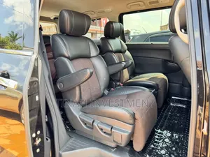 Nissan Elgrand 2012 Black