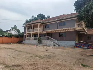 7bdrm Maisonette in Kololo Property, Central Division for rent