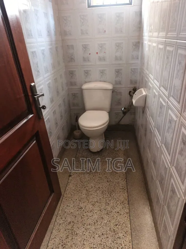 7bdrm Maisonette in Kololo Property, Central Division for rent