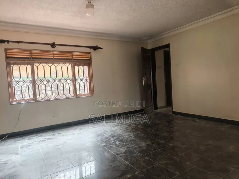 7bdrm Maisonette in Kololo Property, Central Division for rent