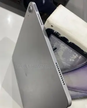 Apple iPad Air (2020) 64 GB Silver