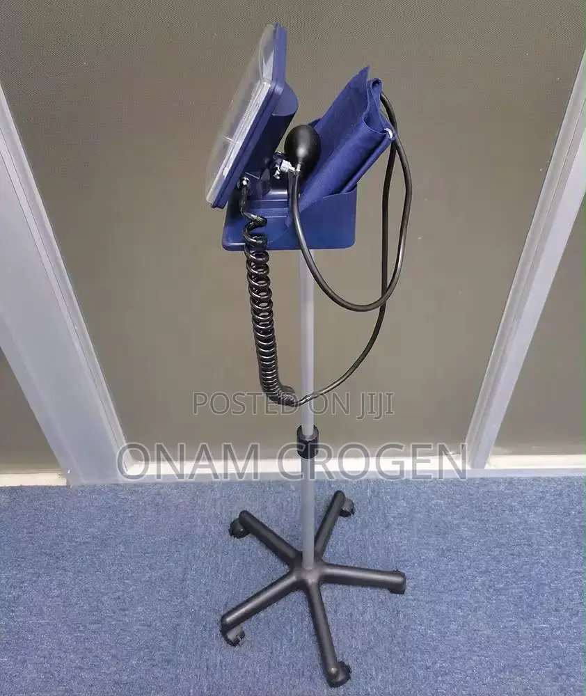 Aneroid Blood Pressure Monitor With Stand Gg3
