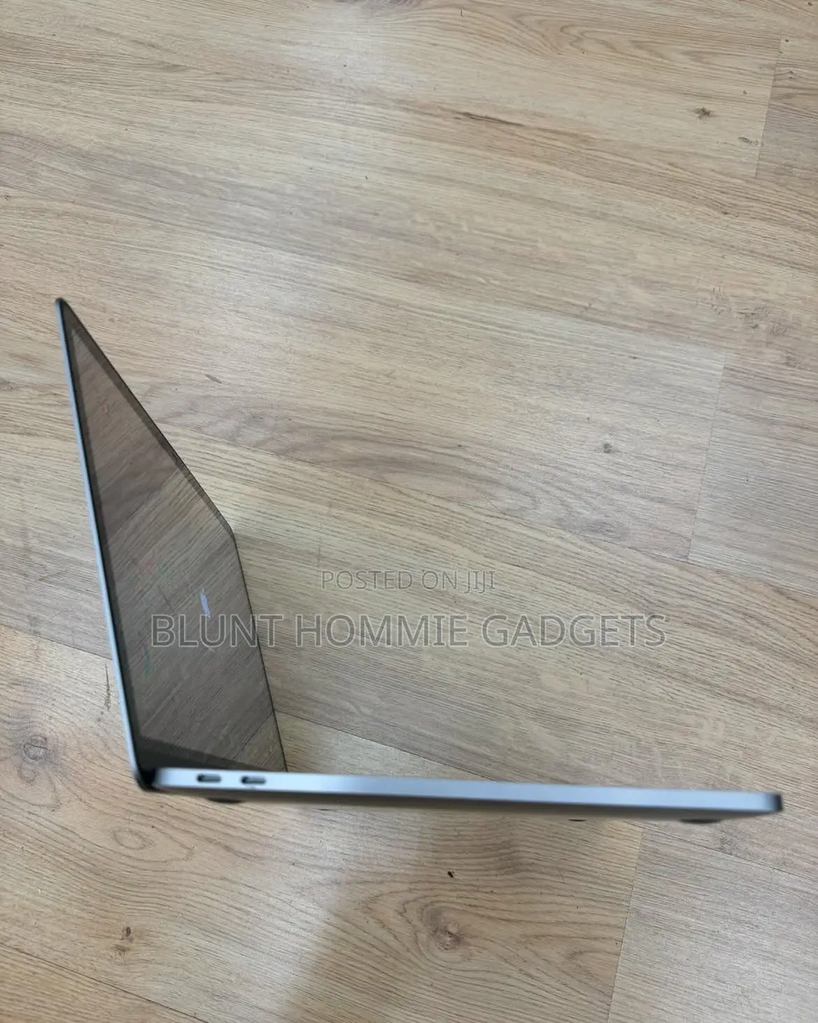 Laptop Apple MacBook Pro 2018 8GB Intel Core i5 SSD 256GB