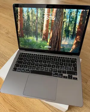 Laptop Apple MacBook Air 2020 16GB Intel Core i5 SSD 512GB