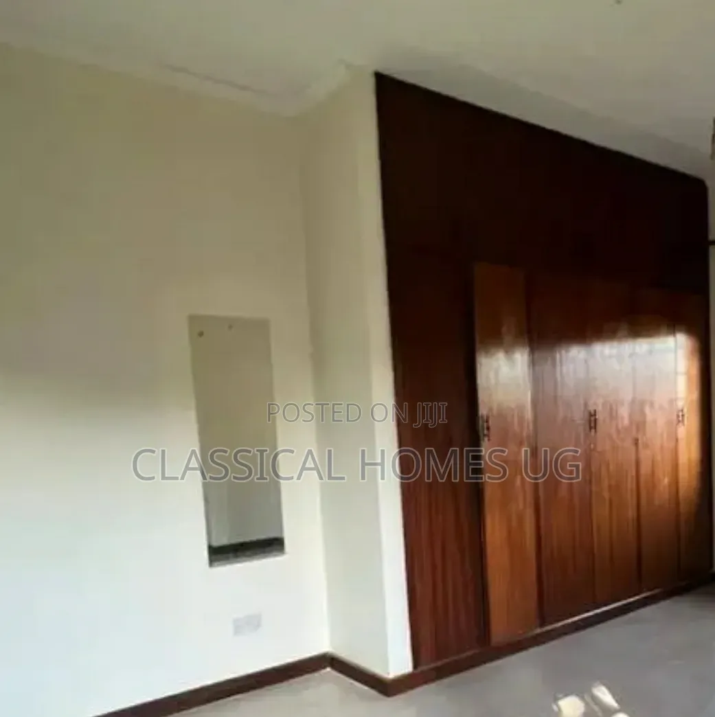 4bdrm Duplex in Naalya, Central Division for rent