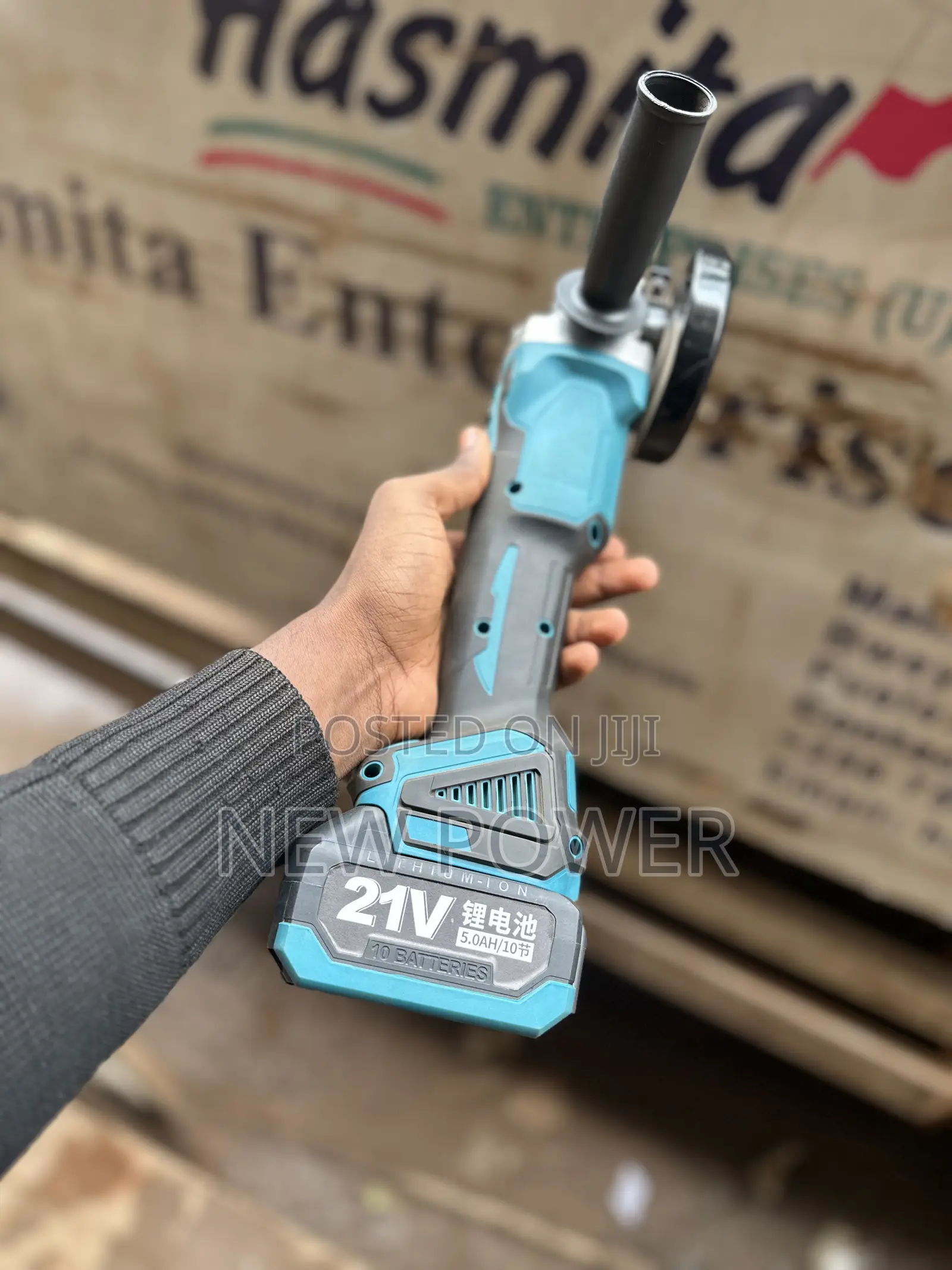 Cordless/Rechargeable Angle Grinder