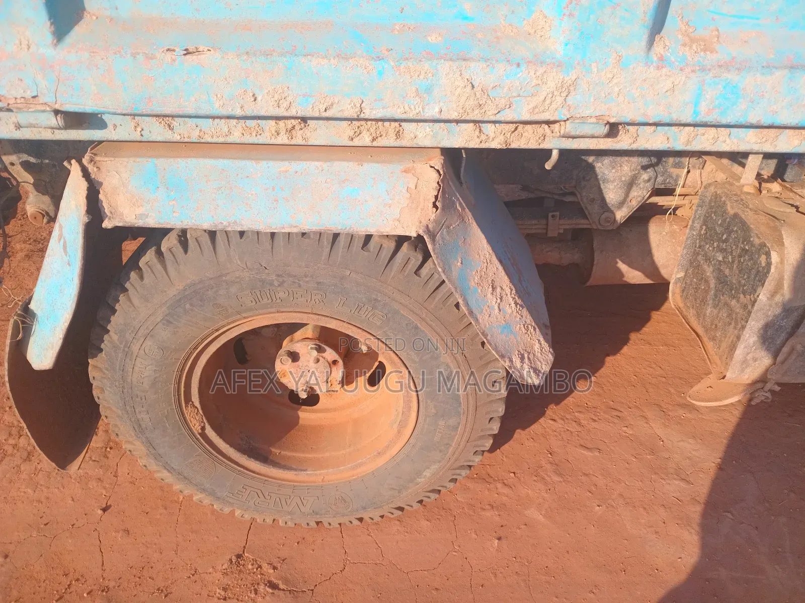 Isuzu Elf Timper 1989 Blue