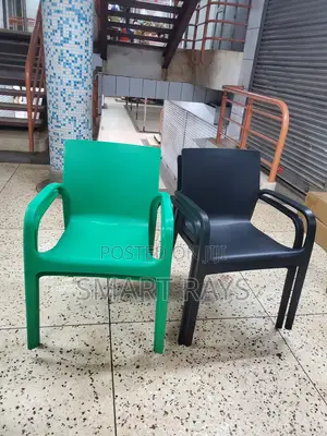 Strong Egonormic Plastic Chairs