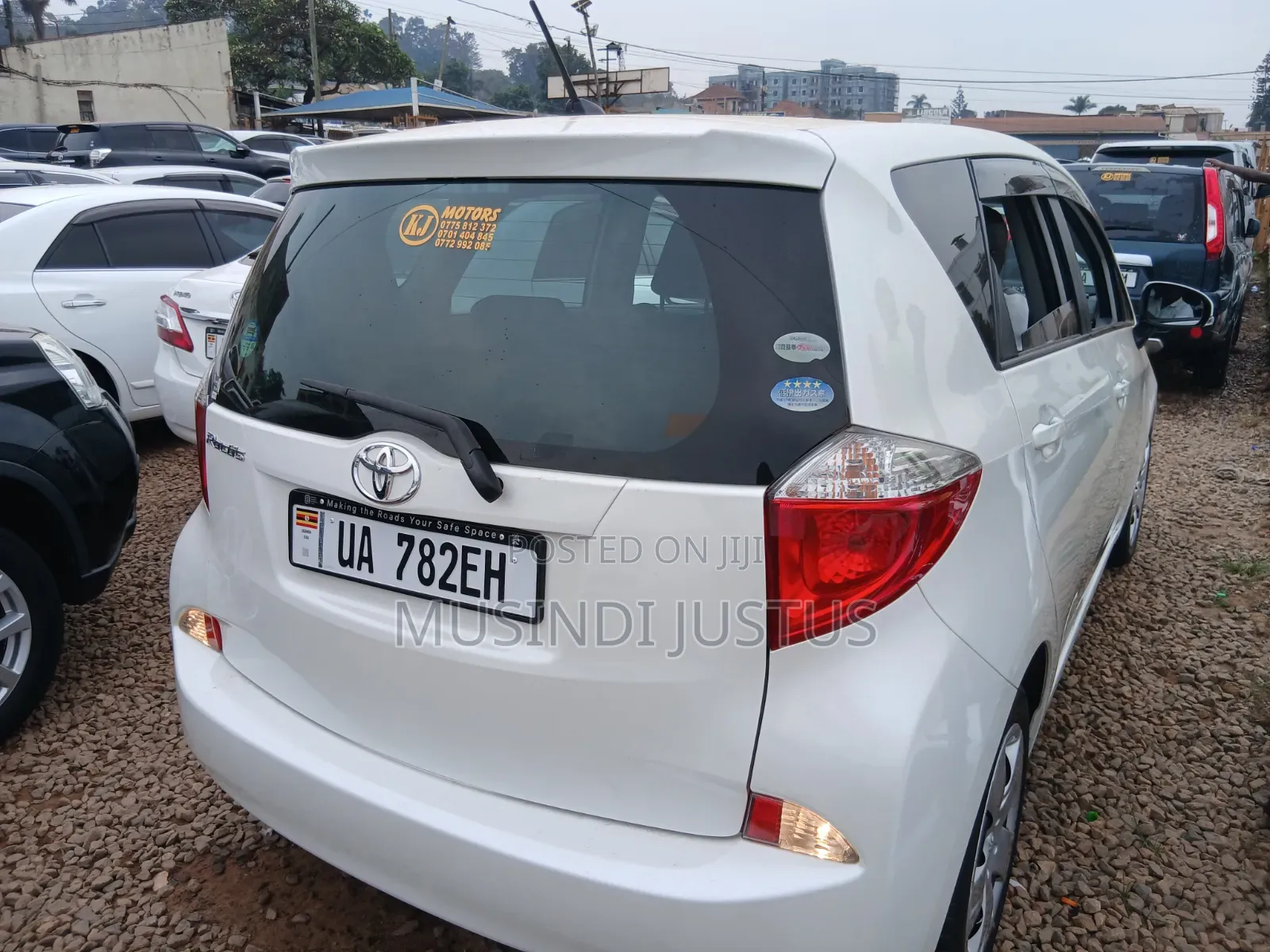 Toyota Ractis 2011 White