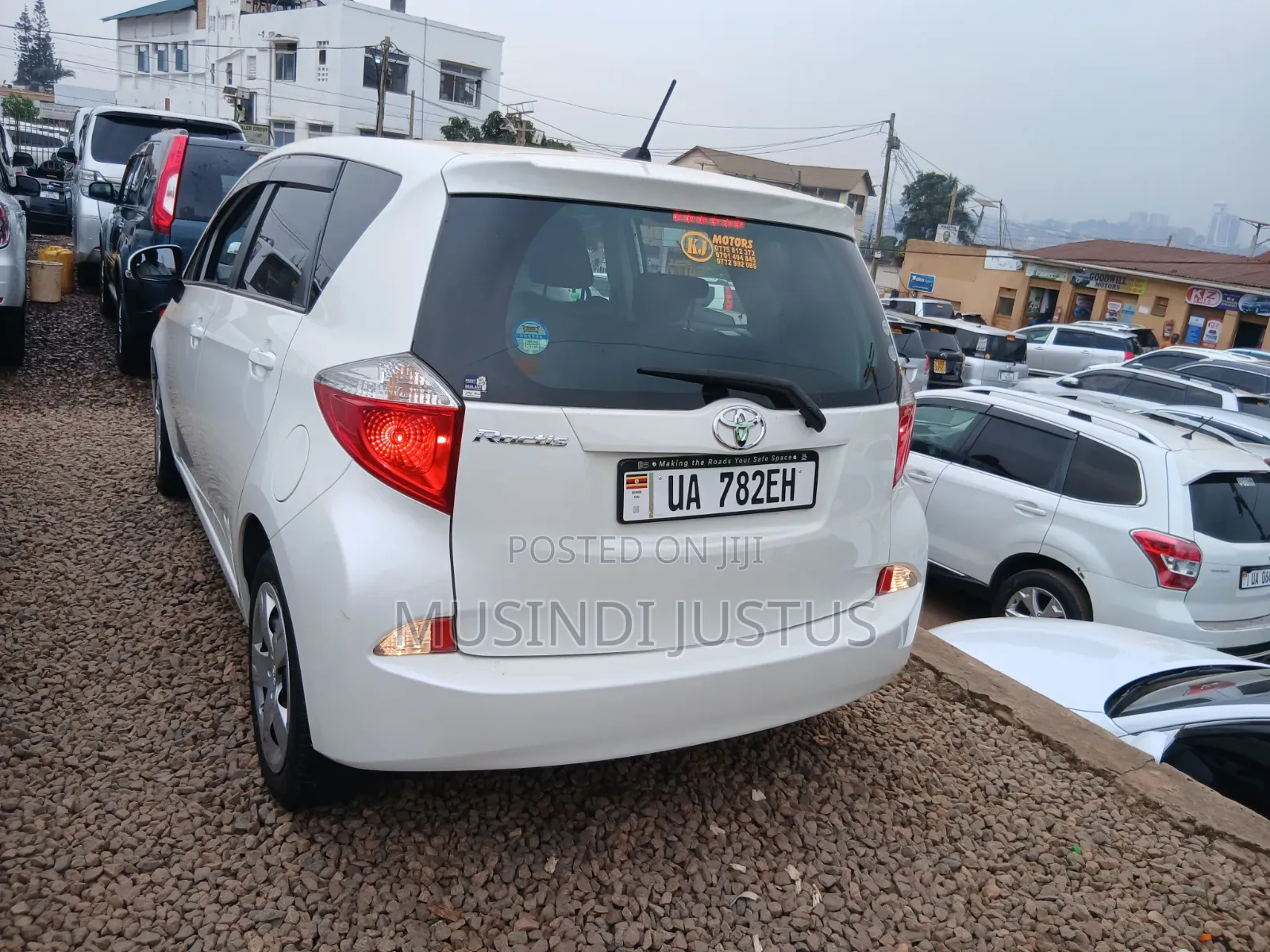 Toyota Ractis 2011 White