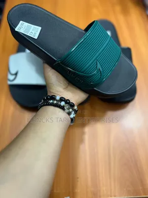 Trendy Casual Logo Slides