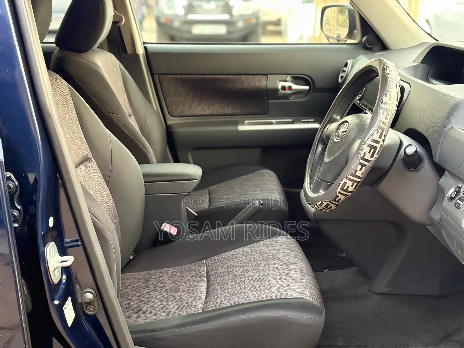 Toyota Corolla Rumion Hatchback 1.5 FWD 2011 Blue