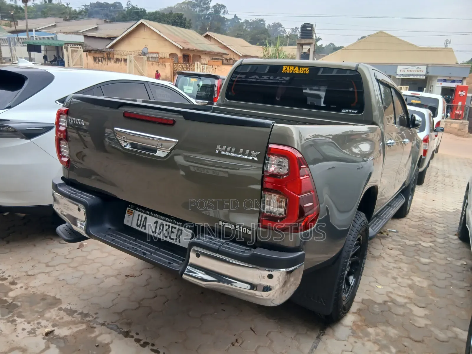 Toyota Hilux 2021 Green