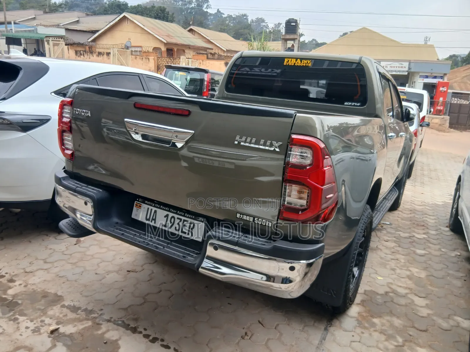 Toyota Hilux 2021 Green