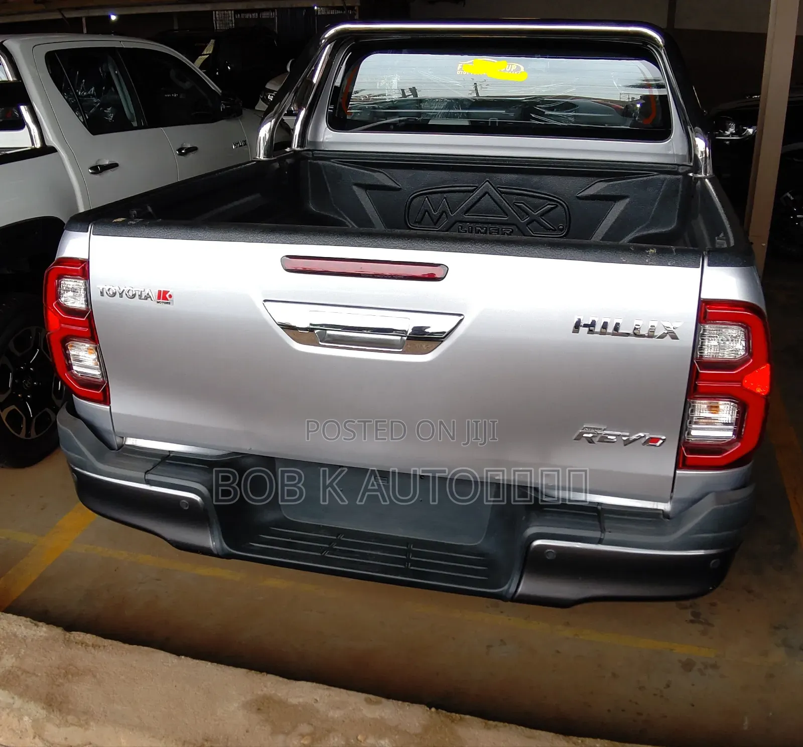 New Toyota Hilux 2024 Silver