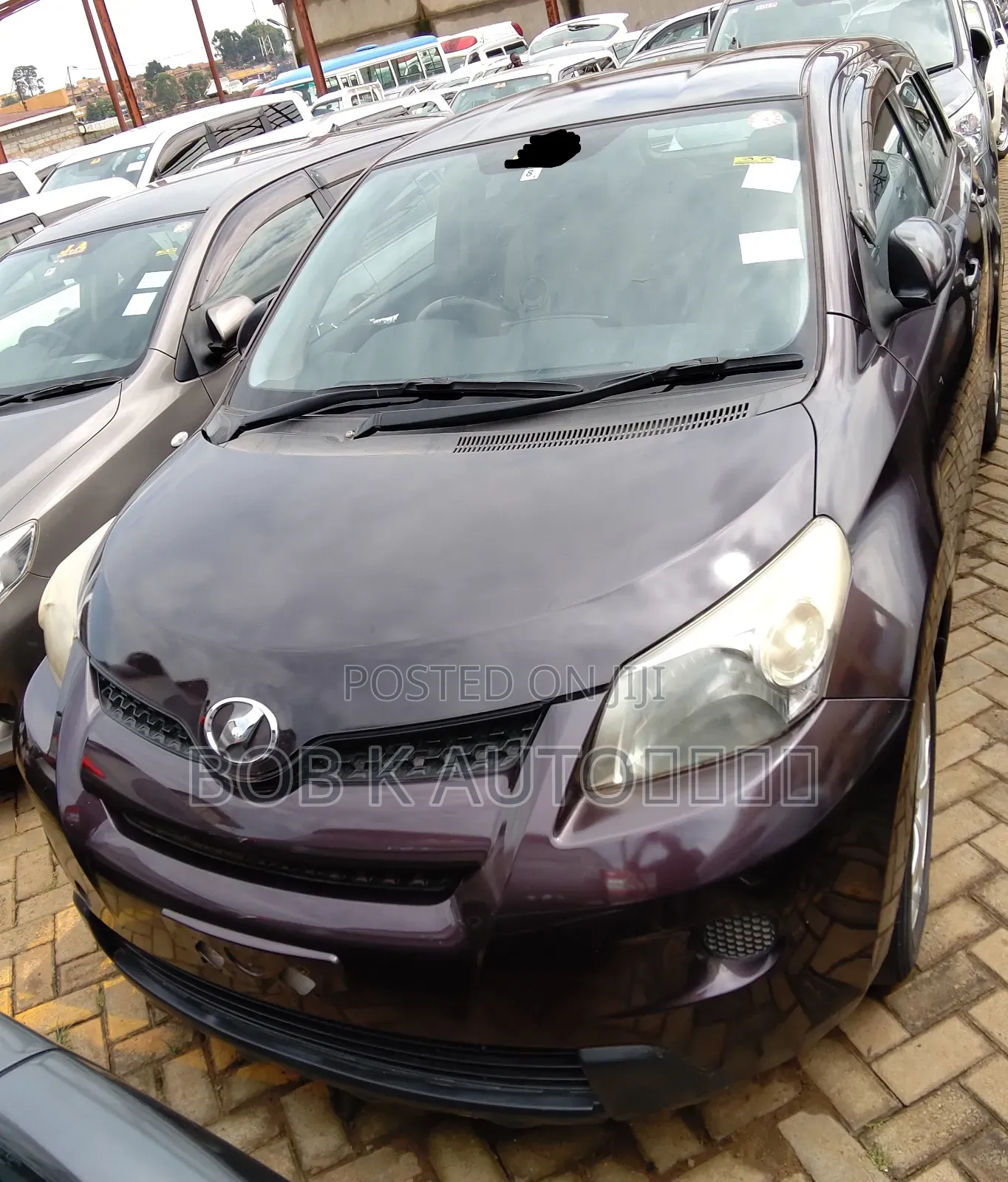 Toyota IST 2010 Maroon