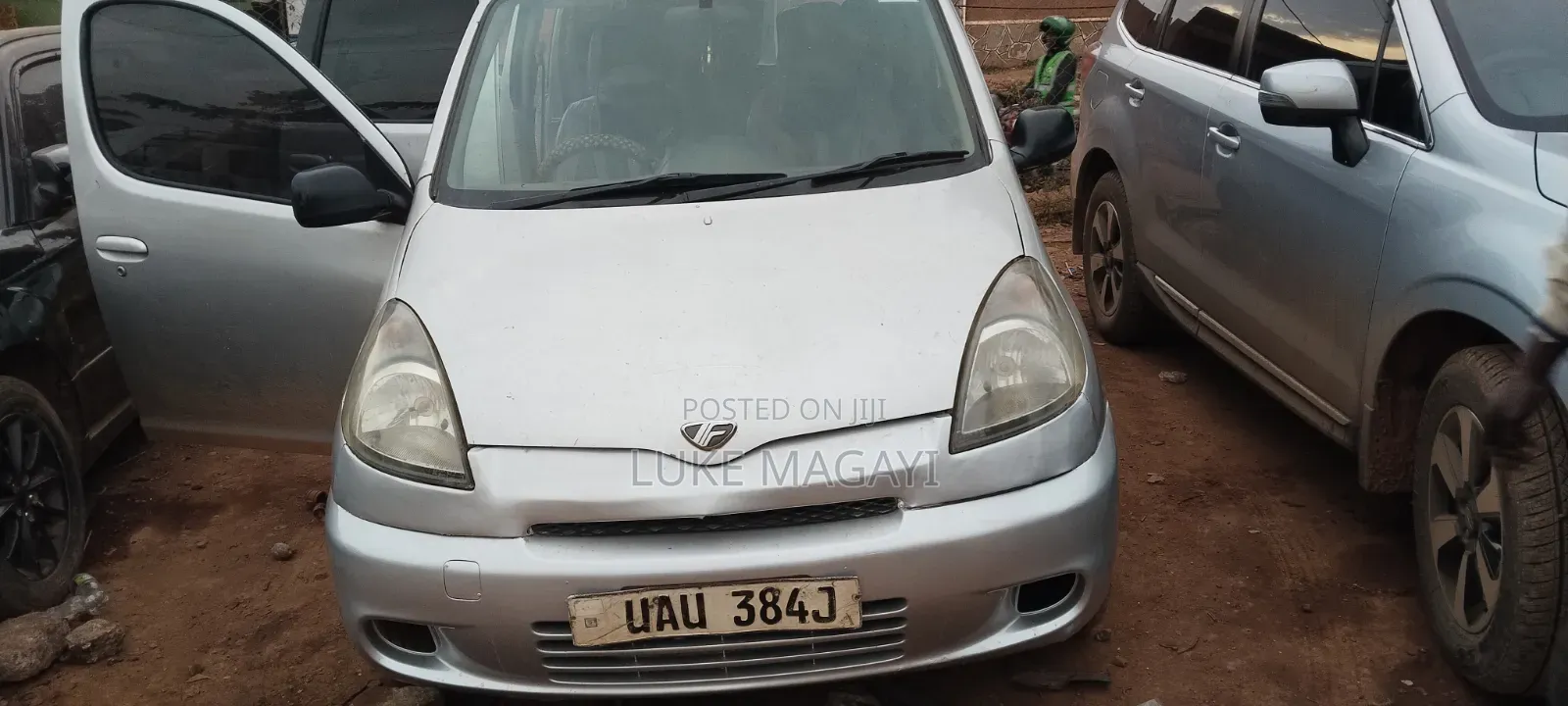 Toyota Fun Cargo 2002 Silver