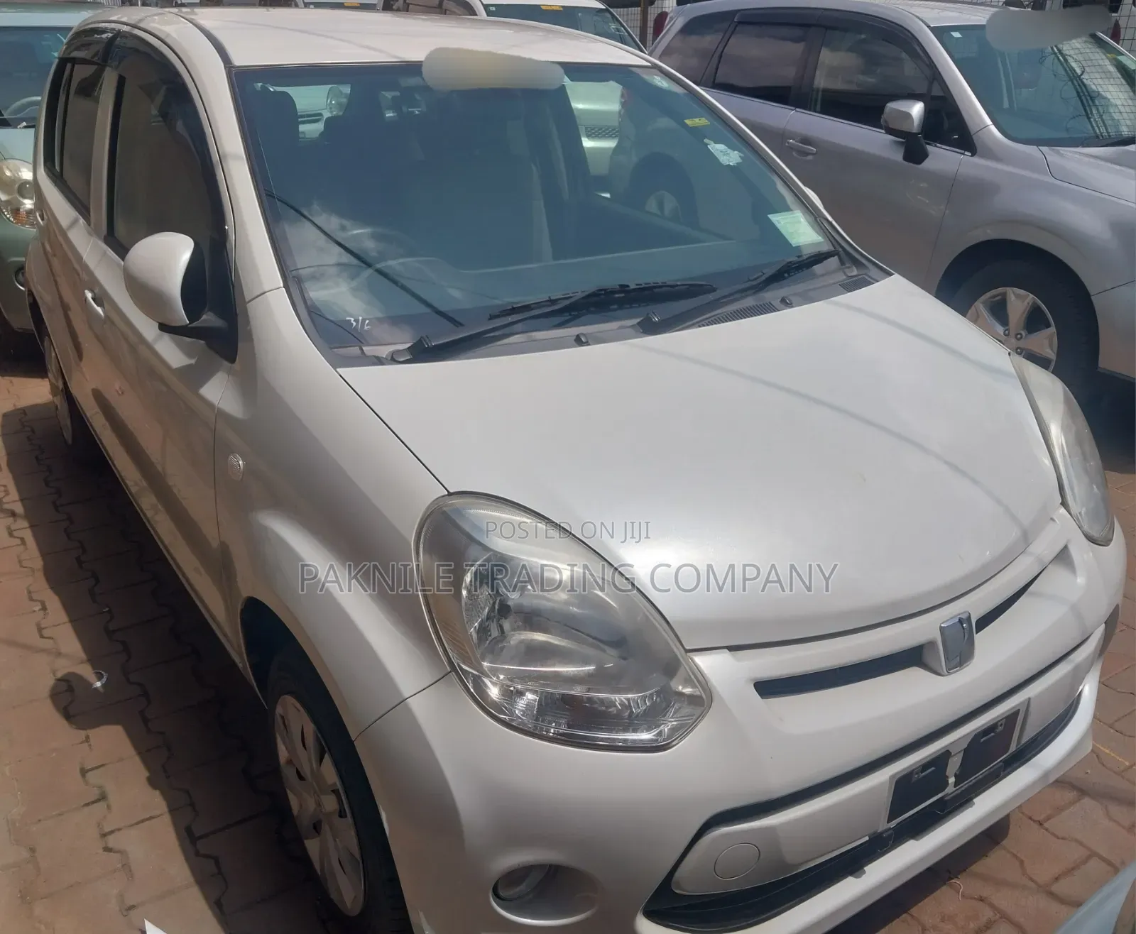 Toyota Passo 1.0 AWD 2013 White