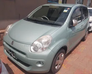 Toyota Passo 1.0 AWD 2013 Green