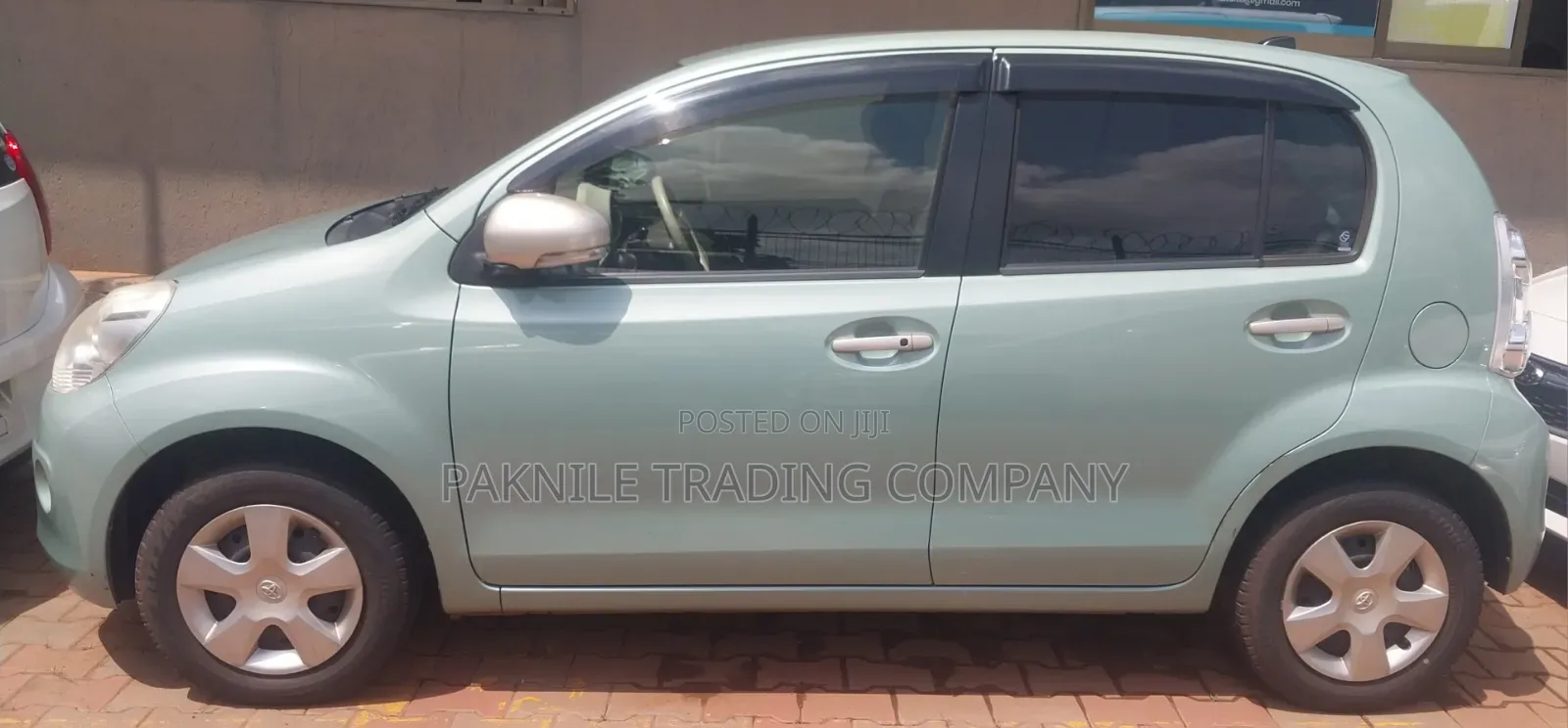 Toyota Passo 1.0 AWD 2013 Green