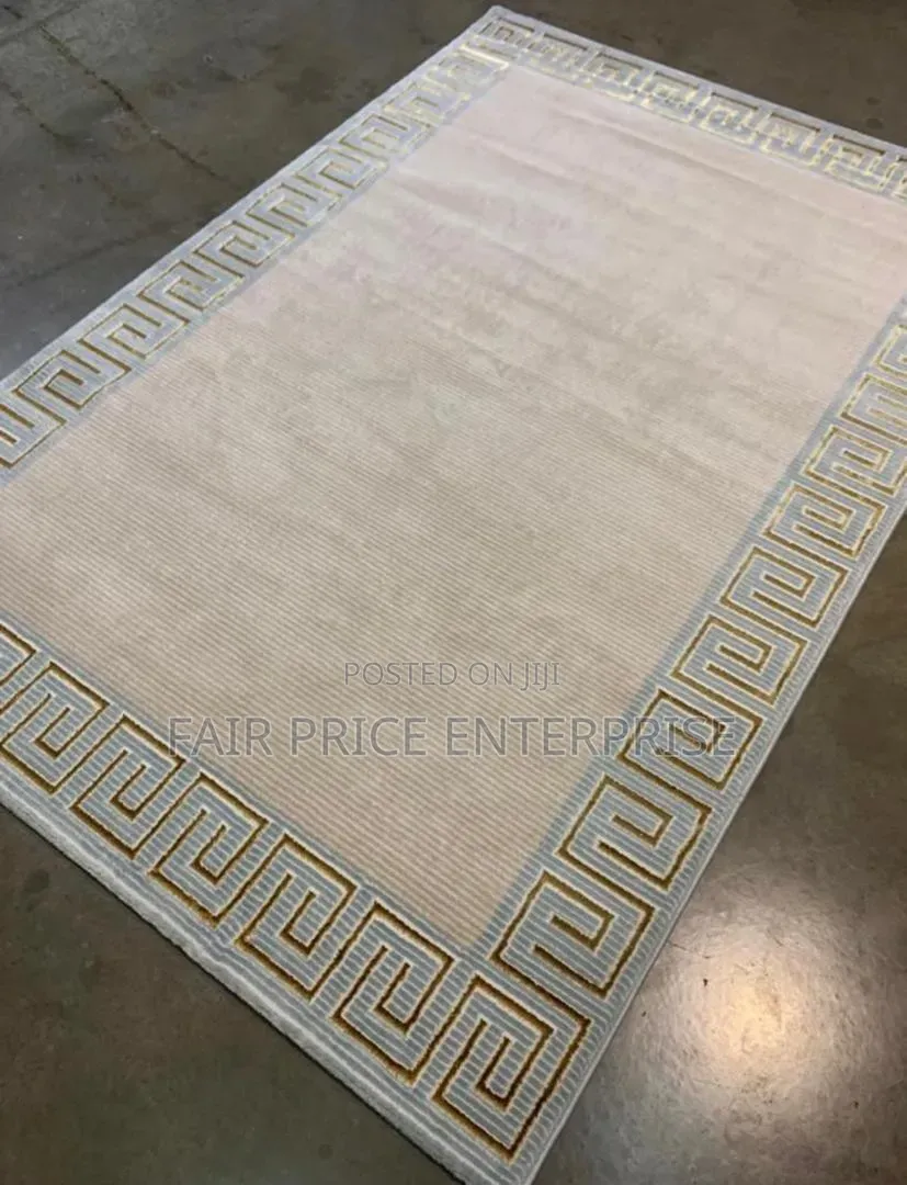 Modern Center Carpet Rug. 2x3 Meters