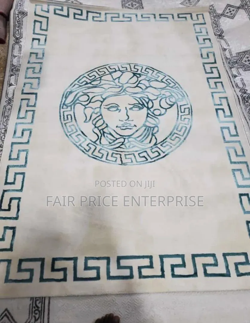 Modern Center Carpet Rug. 2x3 Meters