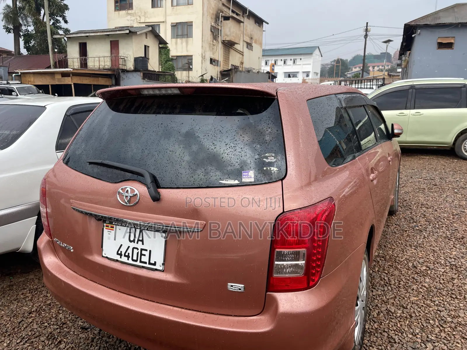 Toyota Corolla Fielder 2010