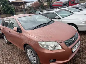 Toyota Corolla Fielder 2010
