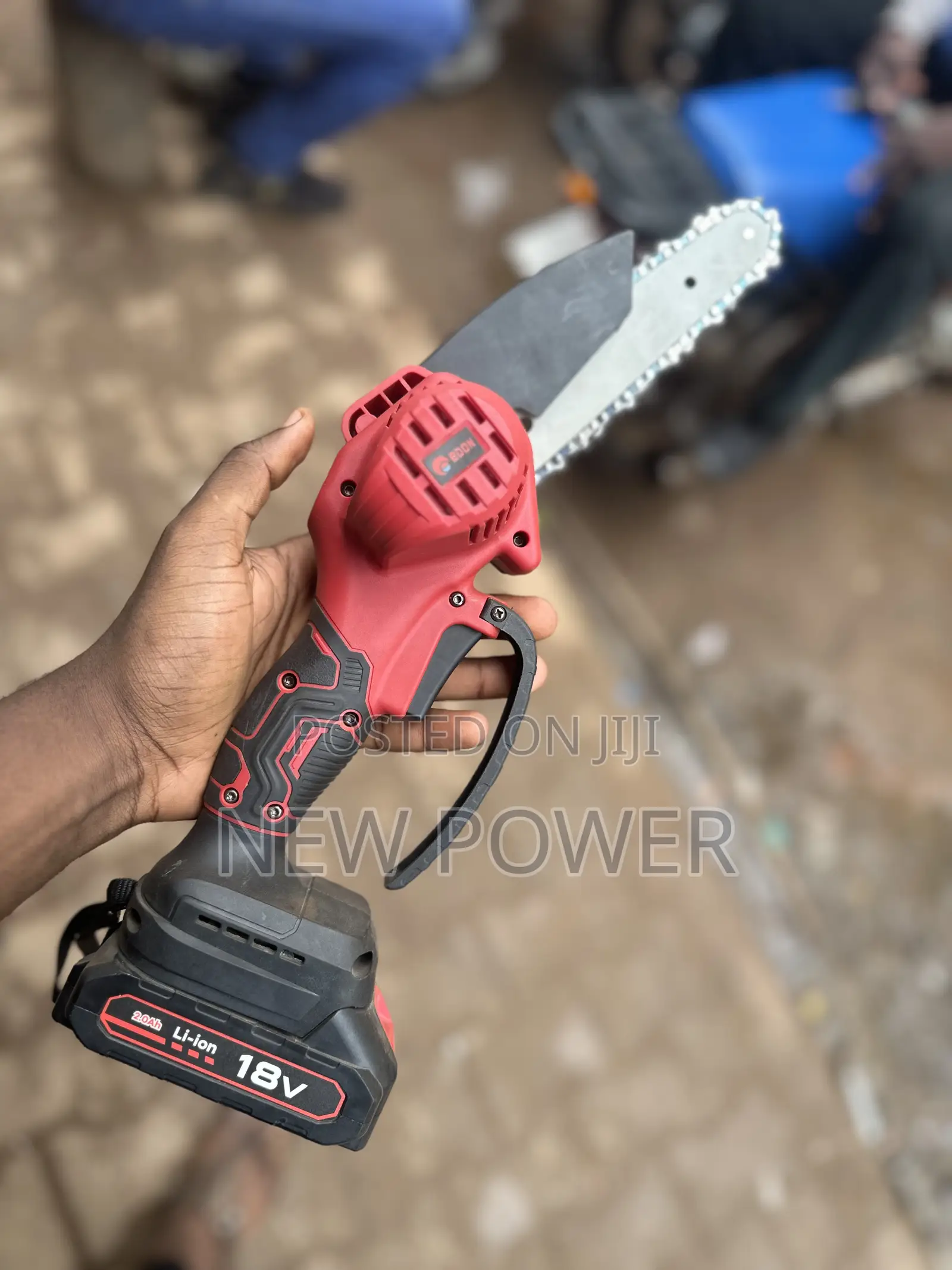 Rechargeable/ Cordless Chain Saw
