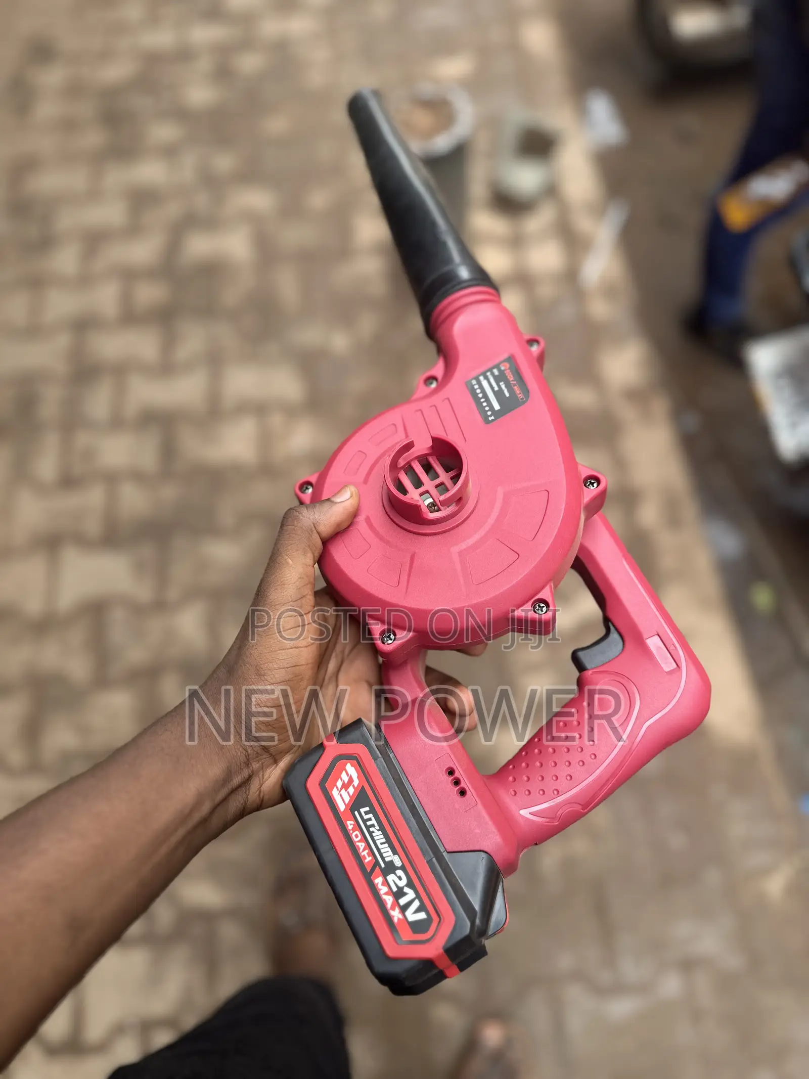 Rechargeable/ Cordless Vacuum/Blower 2 in 1