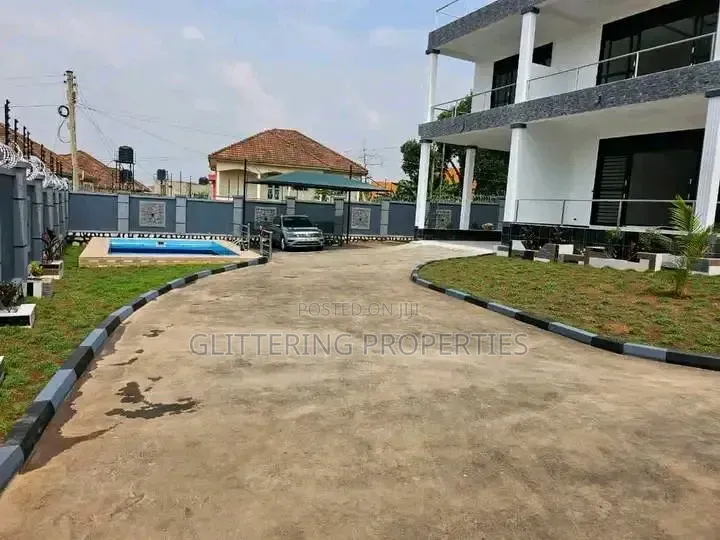 4bdrm Duplex in Munyonyo, Central Division for rent