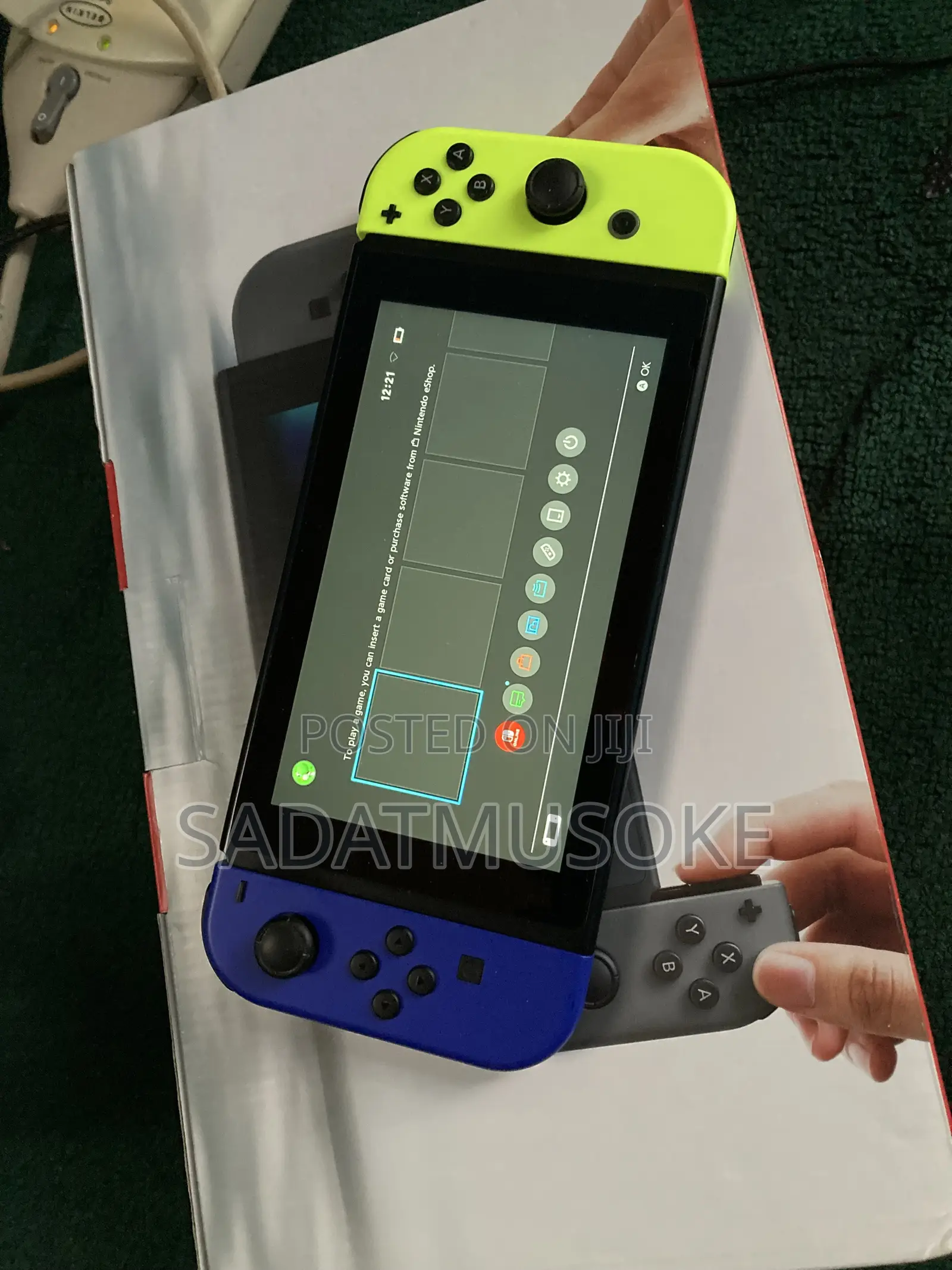 Nswitch V2 Jailbreaked 40+Games Extra Joycons