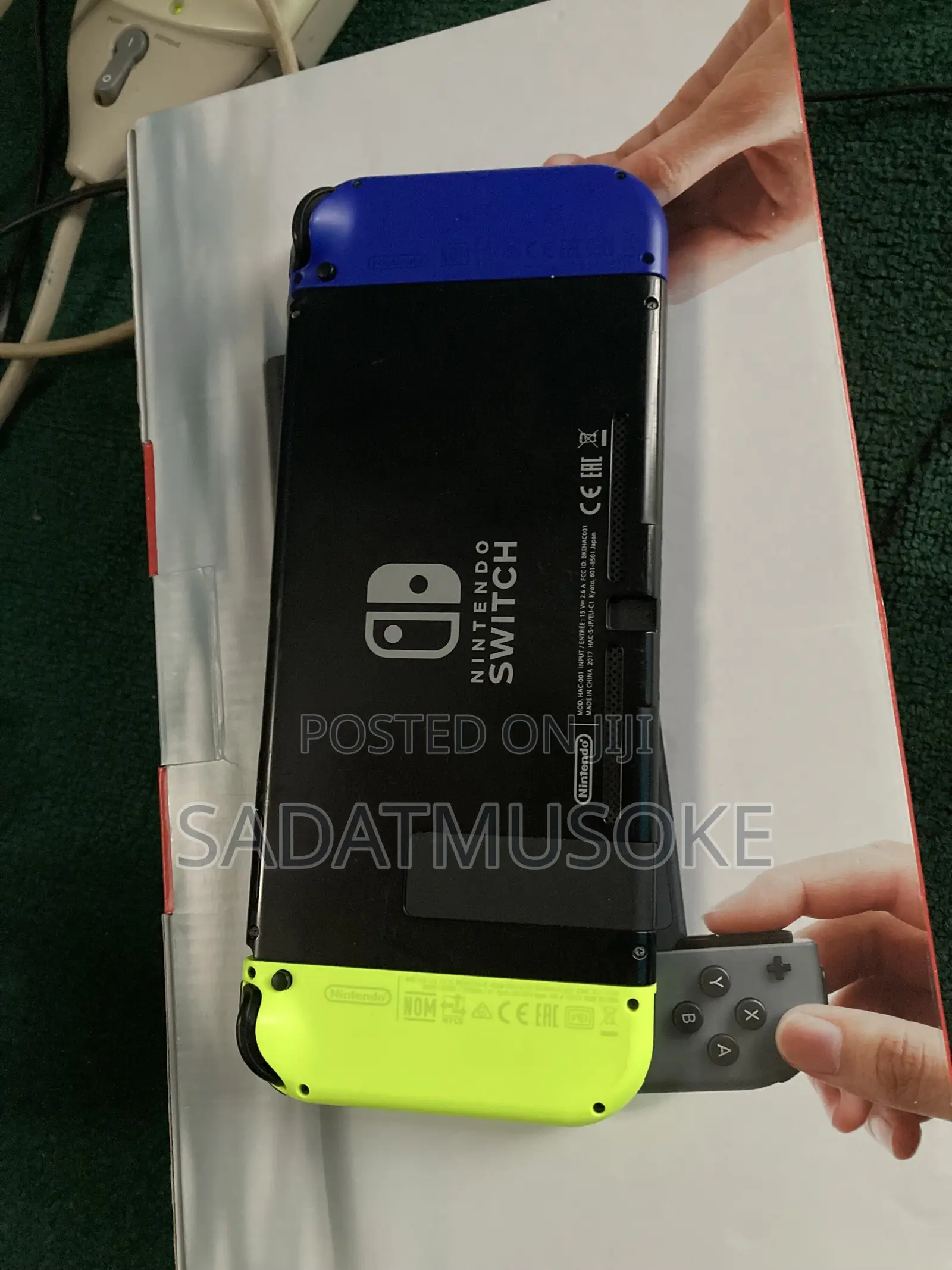Nswitch V2 Jailbreaked 40+Games Extra Joycons
