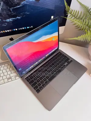 Laptop Apple MacBook Pro 2020 8GB Intel Core i5 SSD 512GB