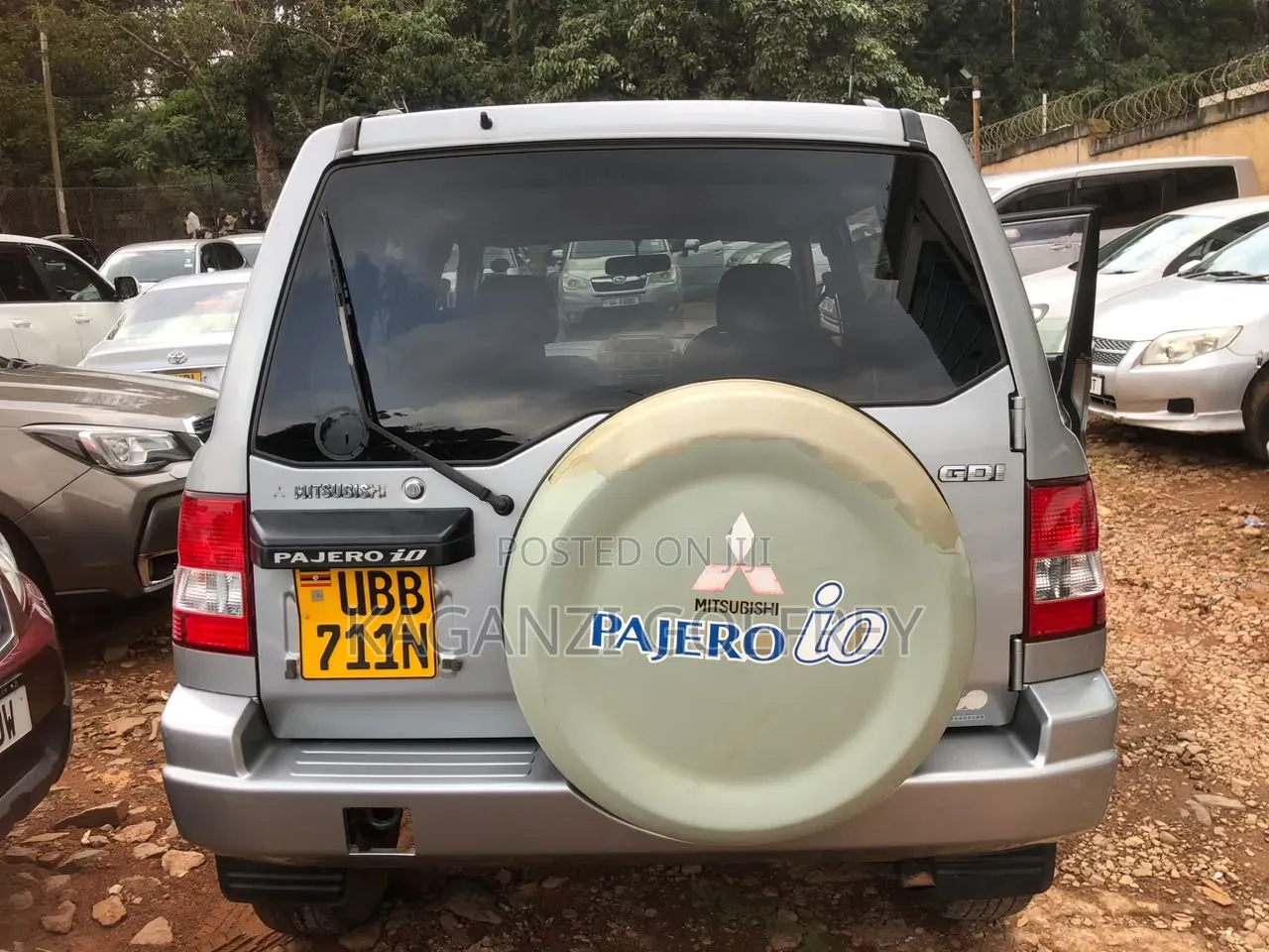 Mitsubishi Pajero IO 2004 Silver
