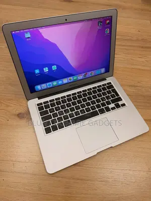 Laptop Apple MacBook Air 2017 4GB Intel Core i7 SSD 256GB