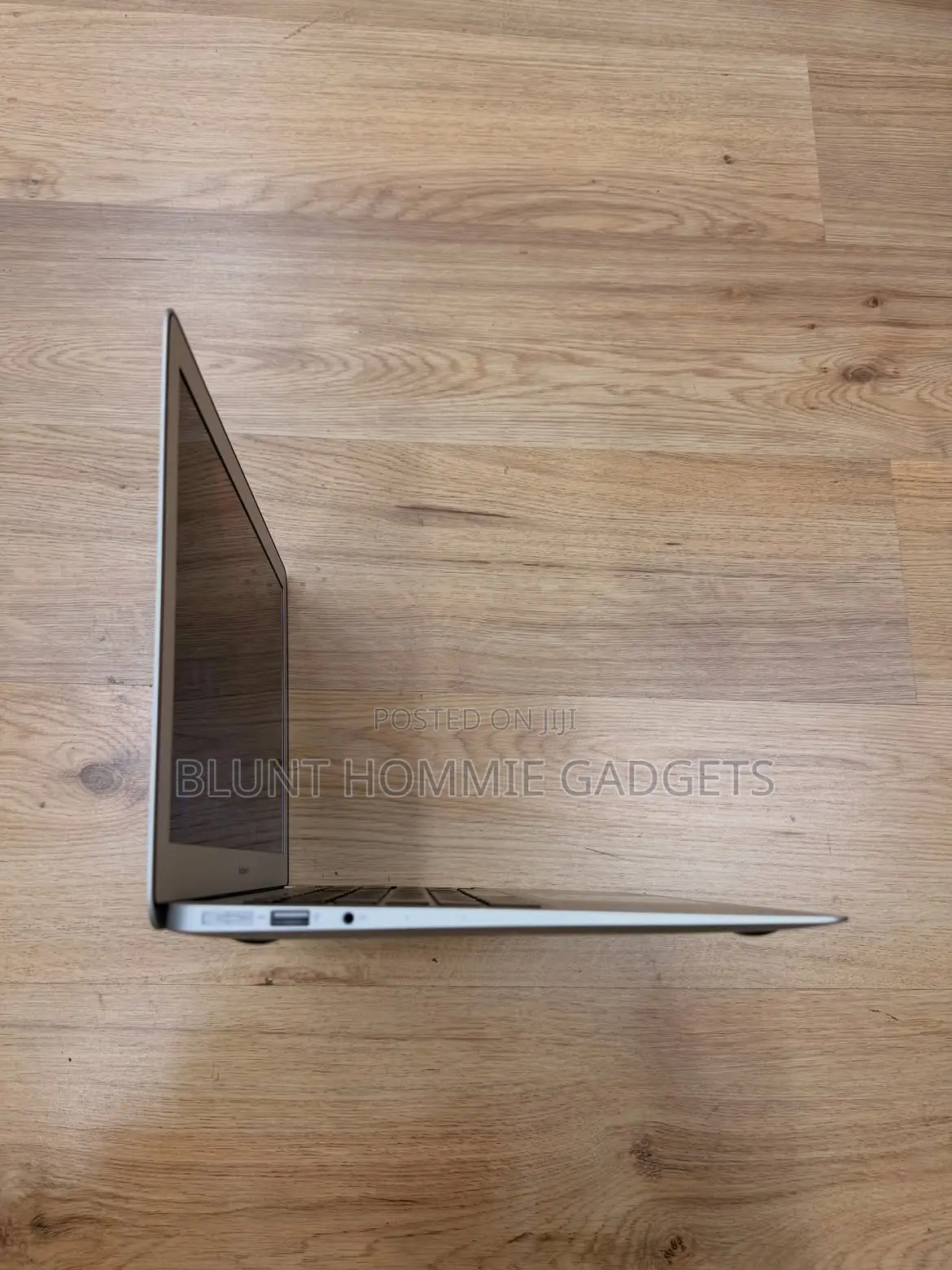 Laptop Apple MacBook Air 2017 4GB Intel Core i7 SSD 256GB