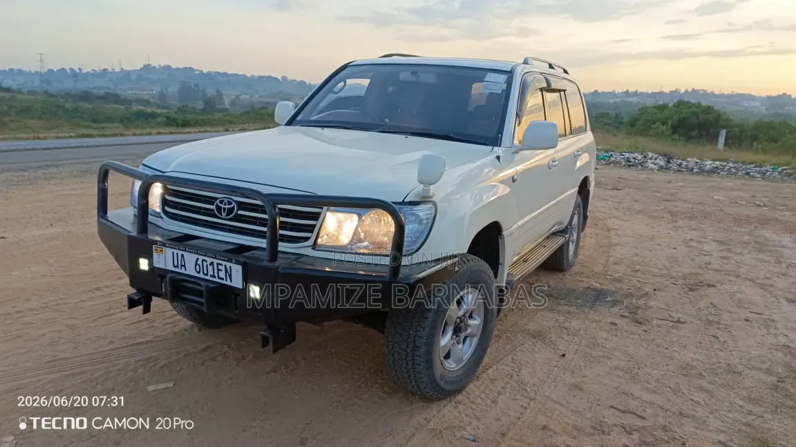 Toyota Land Cruiser Prado 2015 White