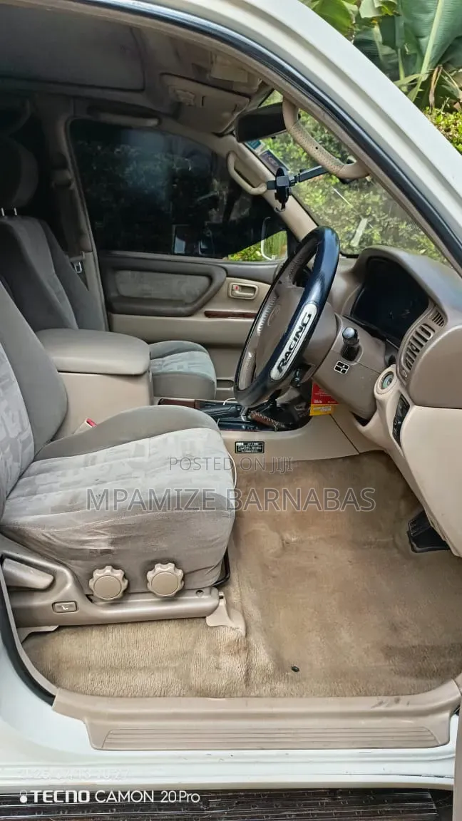 Toyota Land Cruiser Prado 2015 White