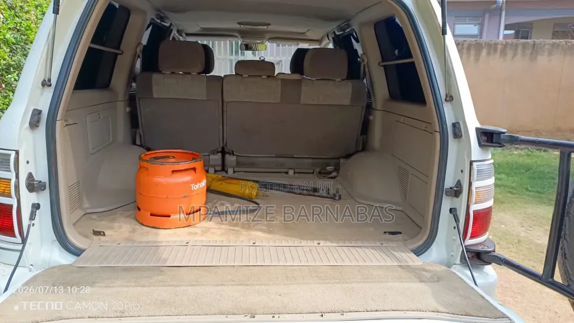 Toyota Land Cruiser Prado 2015 White