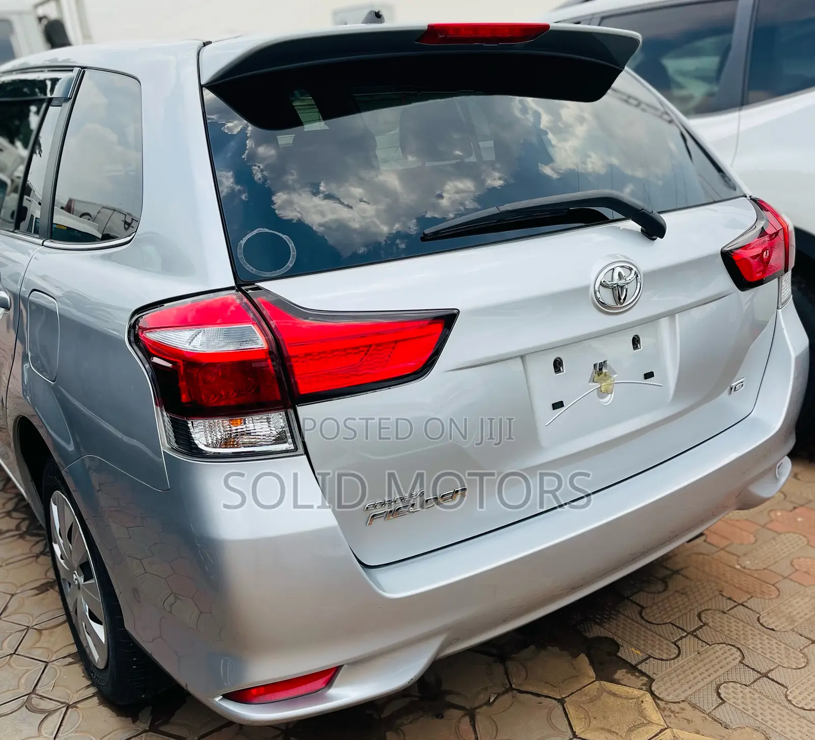 Toyota Corolla Fielder 1.5 Petrol AWD 2017 Silver