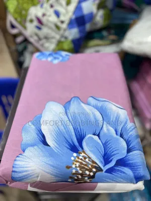 Simple Flower Bedcover