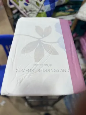 Simple Flower Bedcover