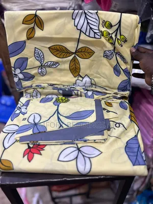 Simple Leafy Bedsheets 6*6 Purple