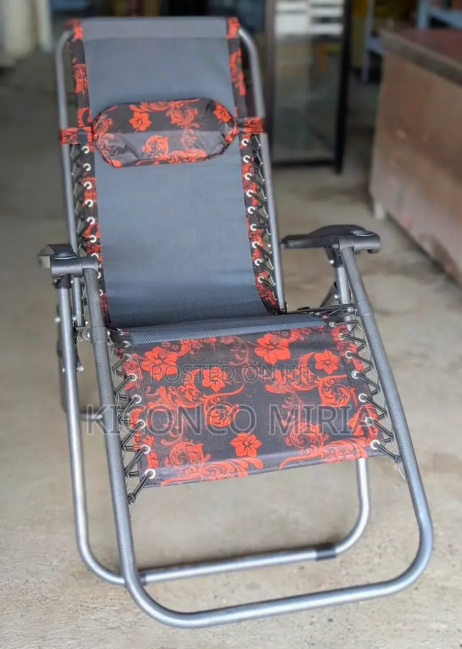 Foldable Zero Gravity Recliner Chair
